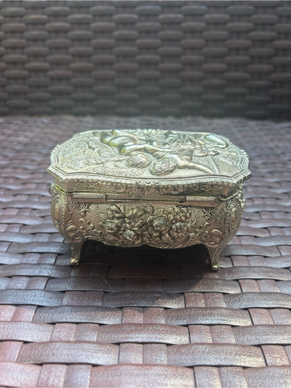 Vintage Jewelry Trinket Box Floral and Nudes silver metal, footed, lined, heavy - Picture 5 of 10